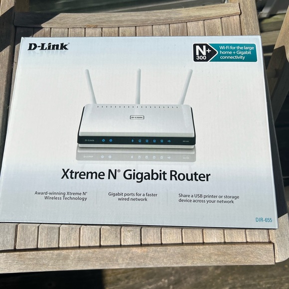 Wireless N 300 MBPS router ( DIR 655) - Picture 2 of 3